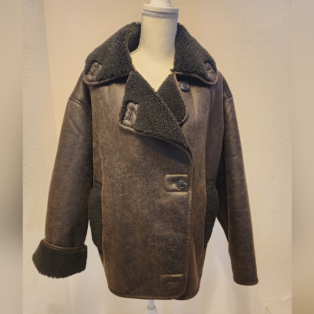 Zara shearling coat size M
